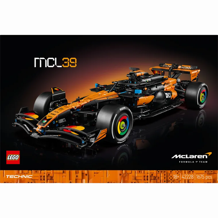 LEGO Technic McLaren MCL39 box